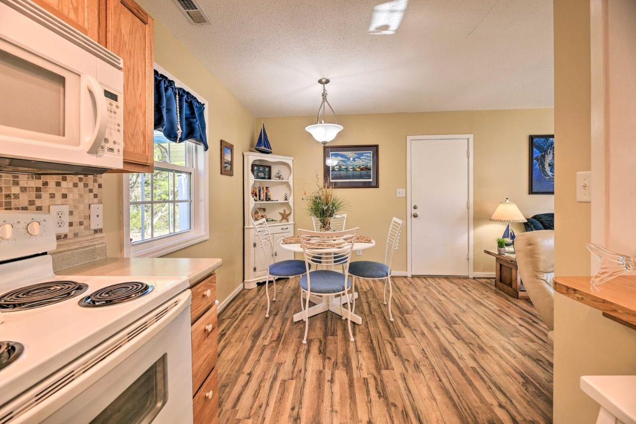 Beaufort Pad With Patio 3 Blocks To Waterfront! エクステリア 写真
